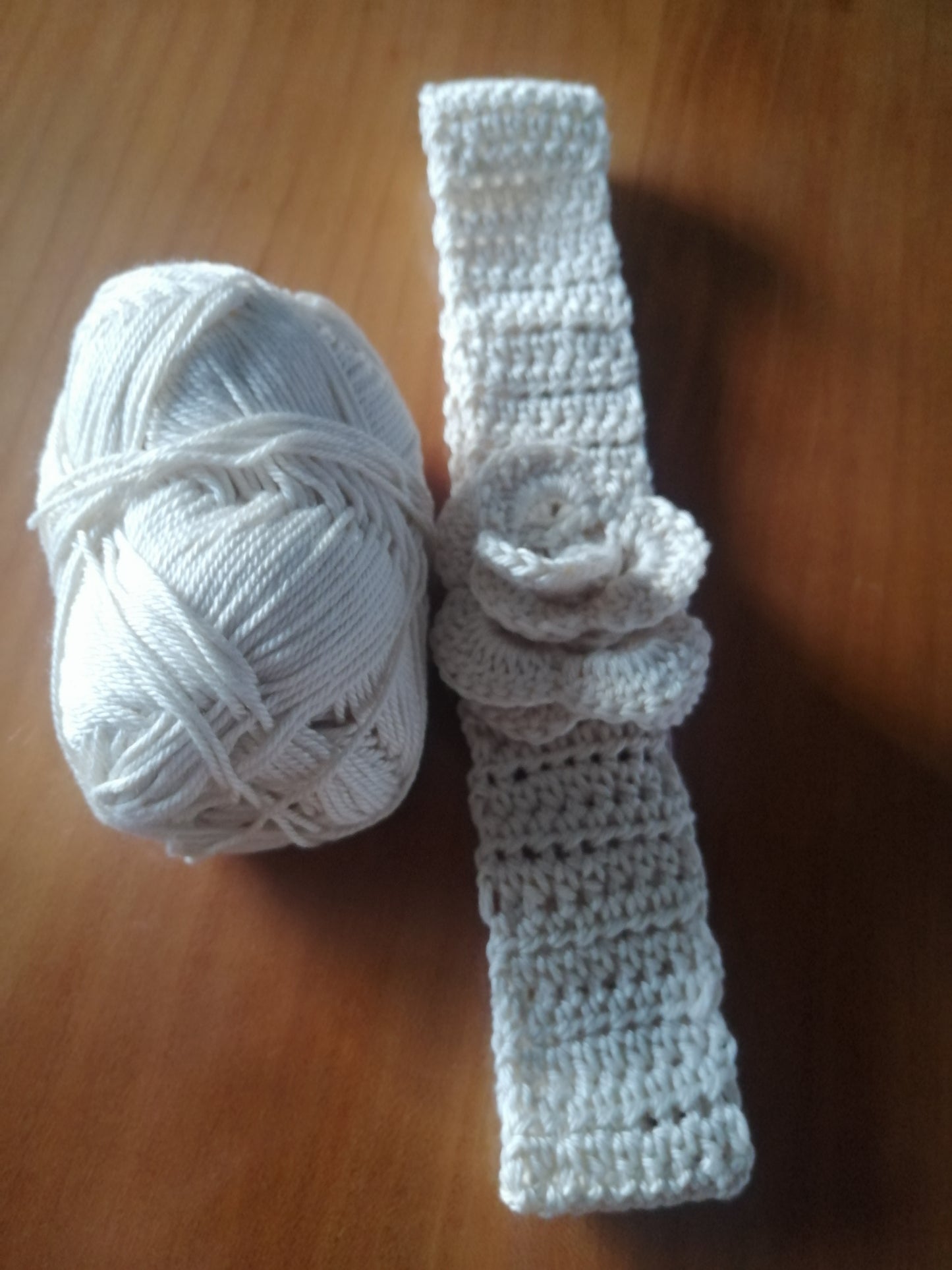 Bandeau fleur et son fil