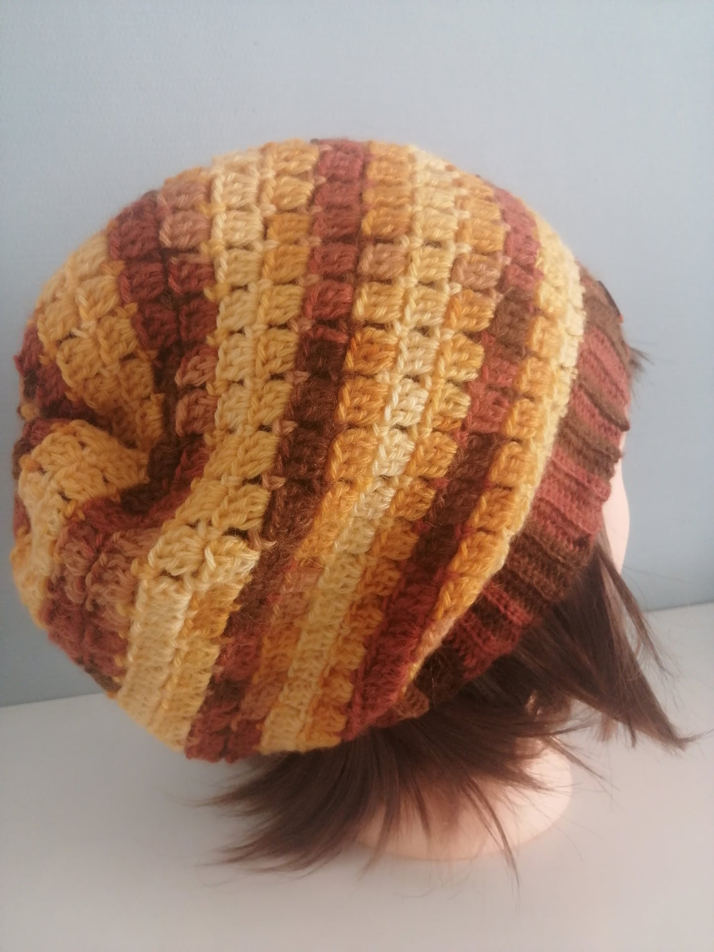 Bonnet Lucie ( Modèle Unique )🤩