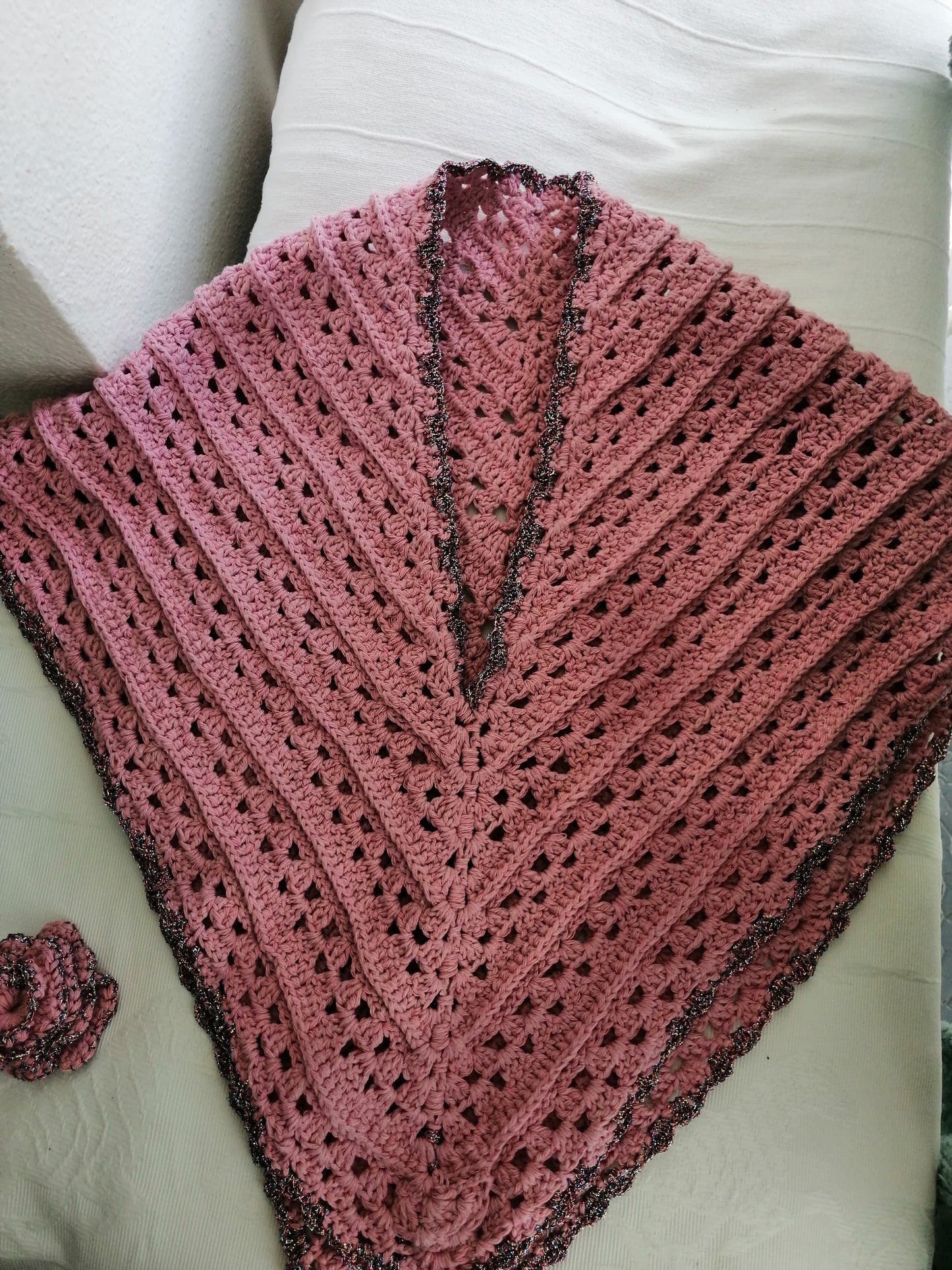 Poncho Halia