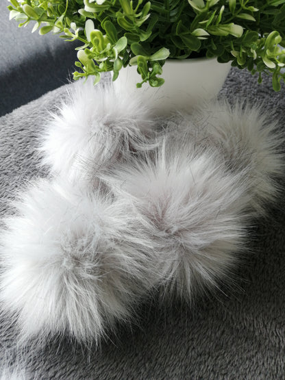 Pompon Bonnet