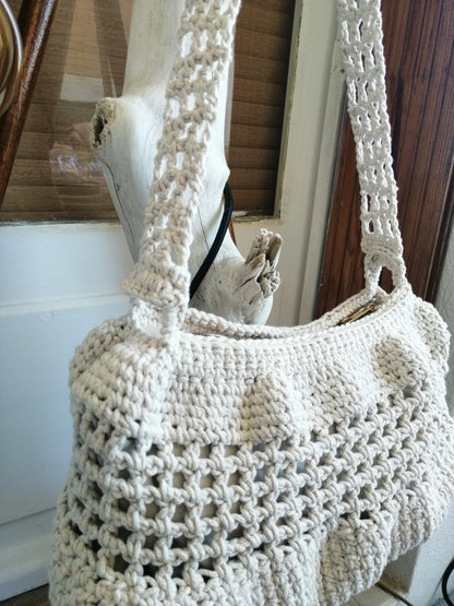 Bolsa em crochet feita à mão 👜